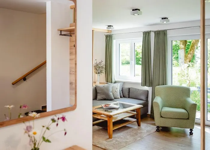 Vakantiehuis S'hauserl 311 - Your Austrian Altaussee